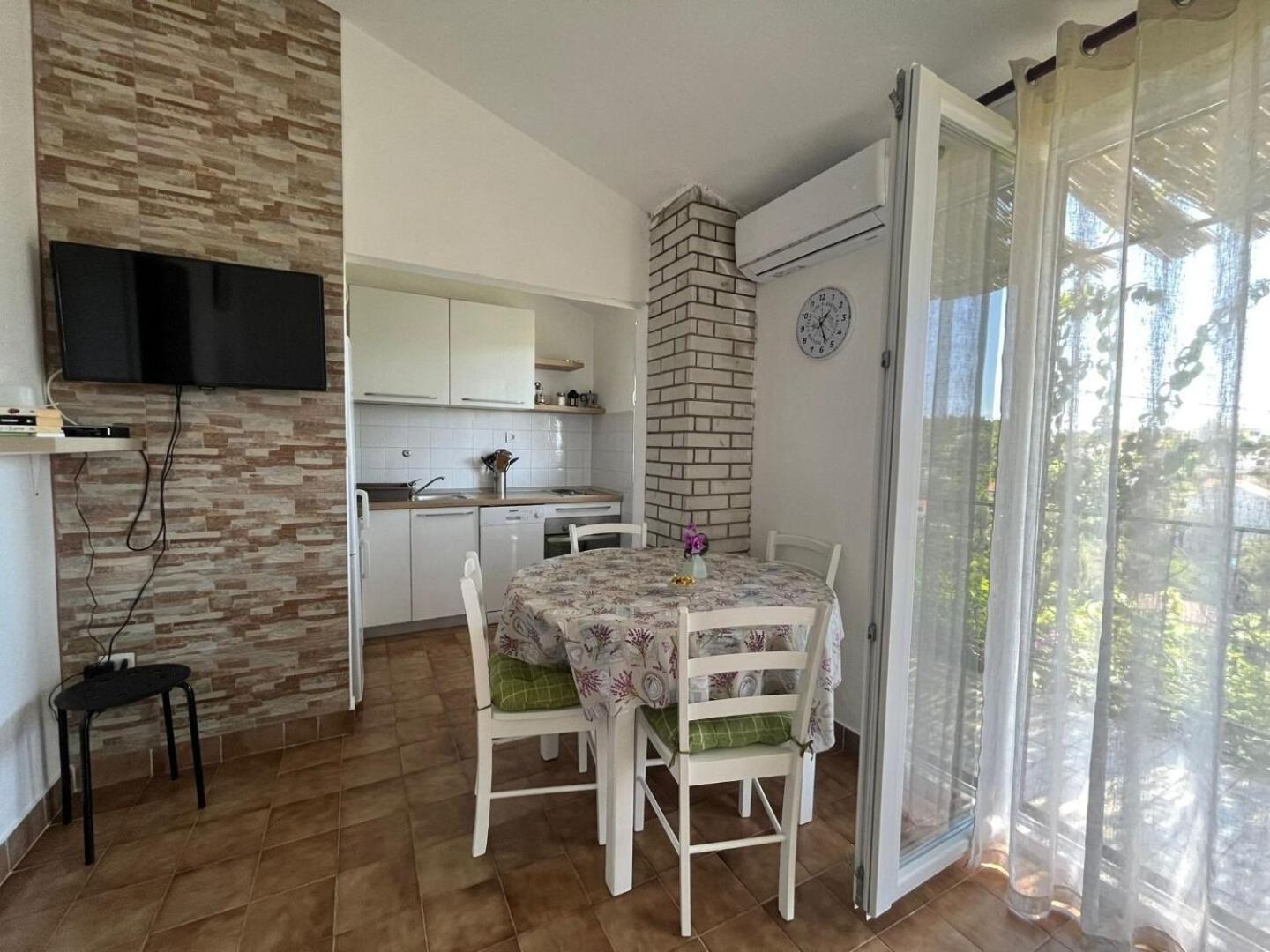 Apartment Zeljko Maslinica Exterior foto